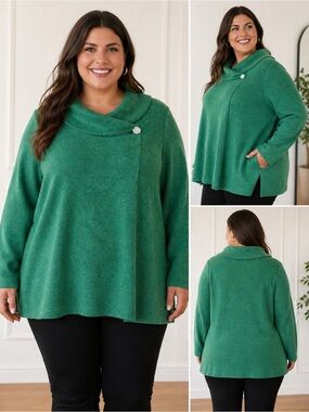Adrienne Vittadini Green Sweater